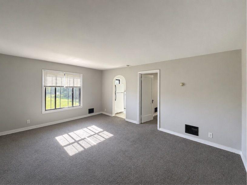 12 Knowlton Avenue - 2