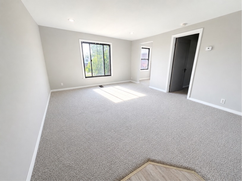 12 Knowlton Avenue - 22