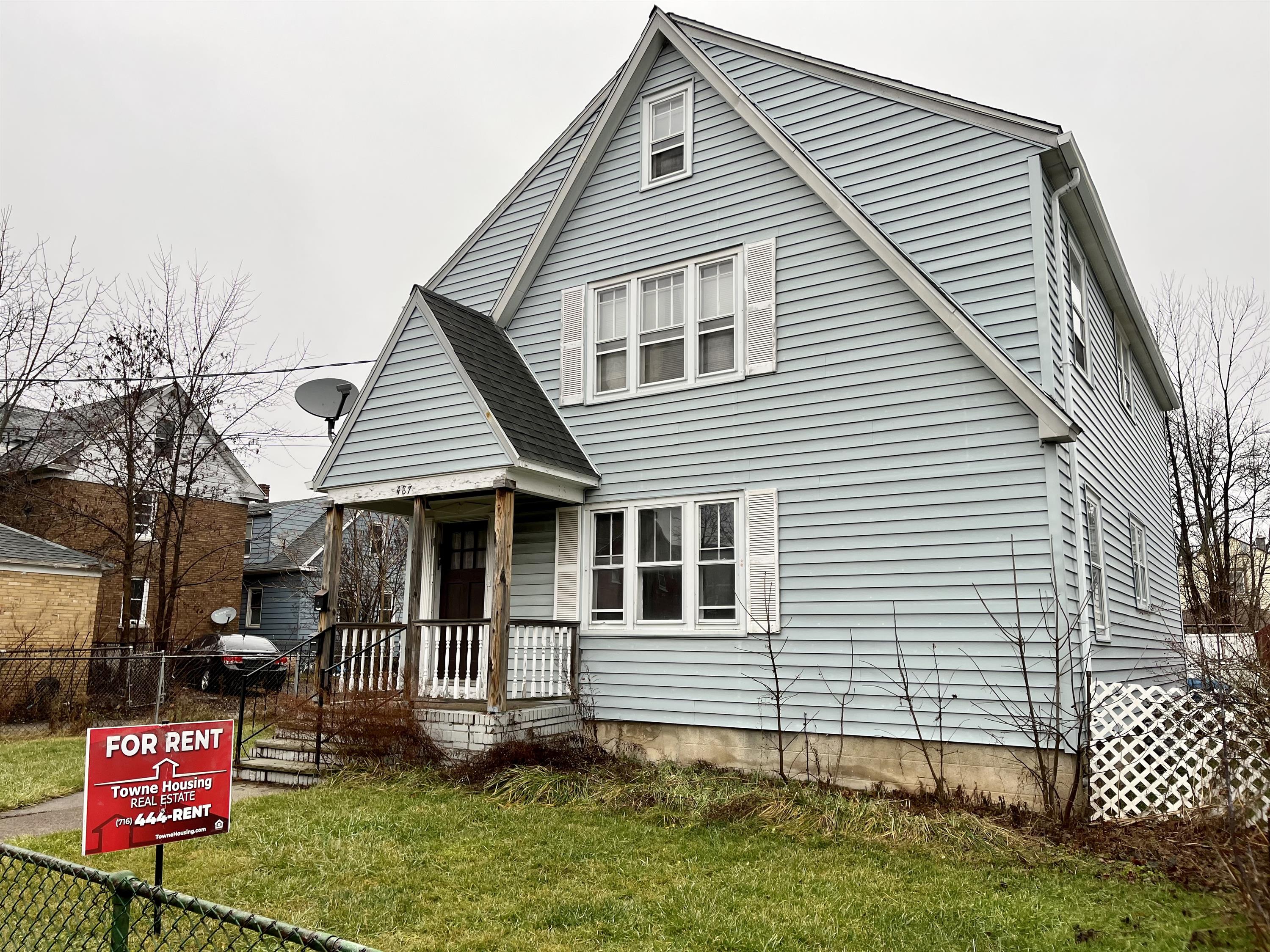 487 25th Street - Lower