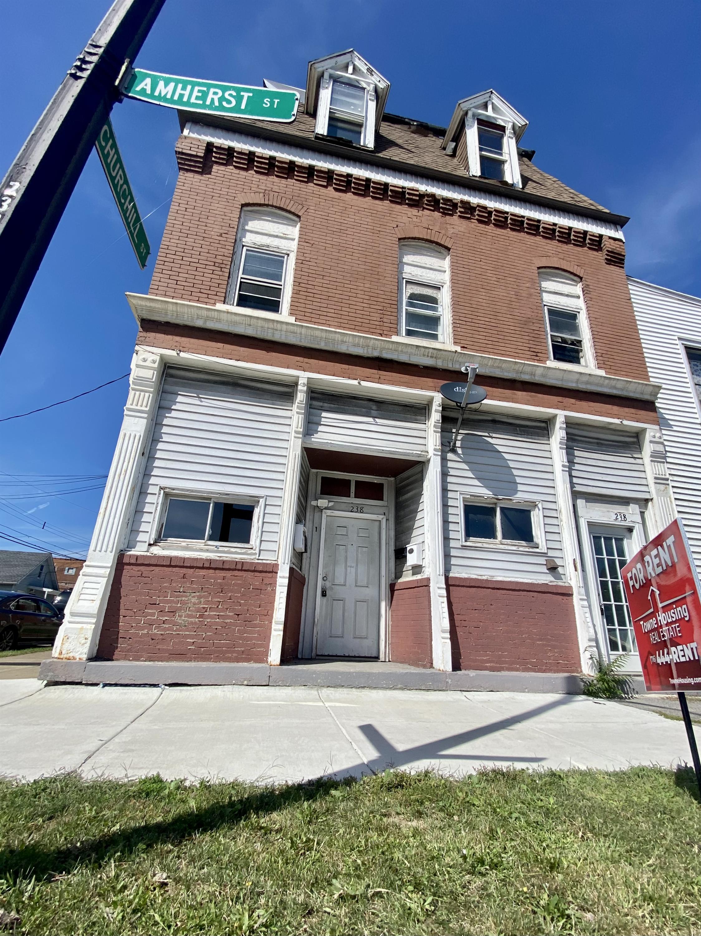 238 Amherst Street - Lower Front